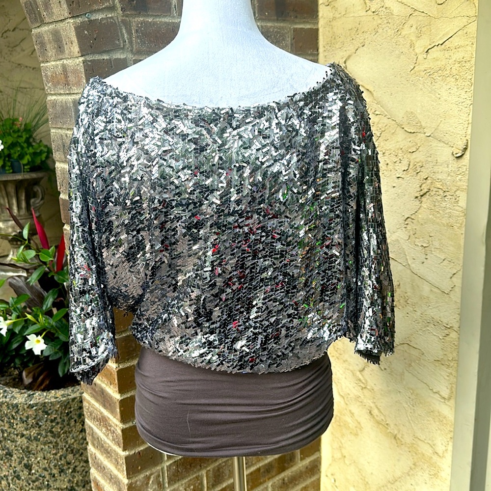 Sequin top - Picture 2 of 2